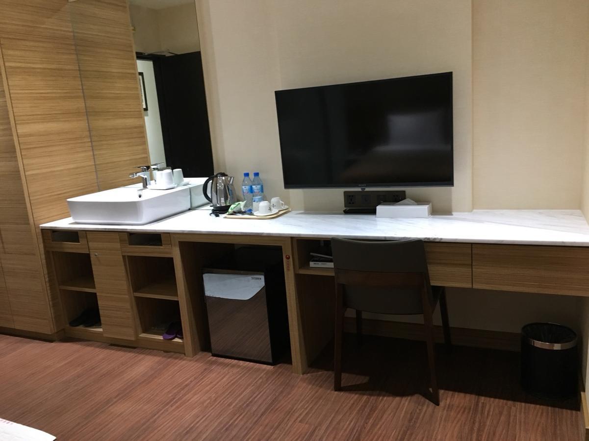 Red Hotel Yuanlin Zewnętrze zdjęcie